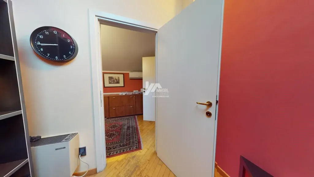 Hallway - Mansard Apartment with Terrace in Brescia Centre