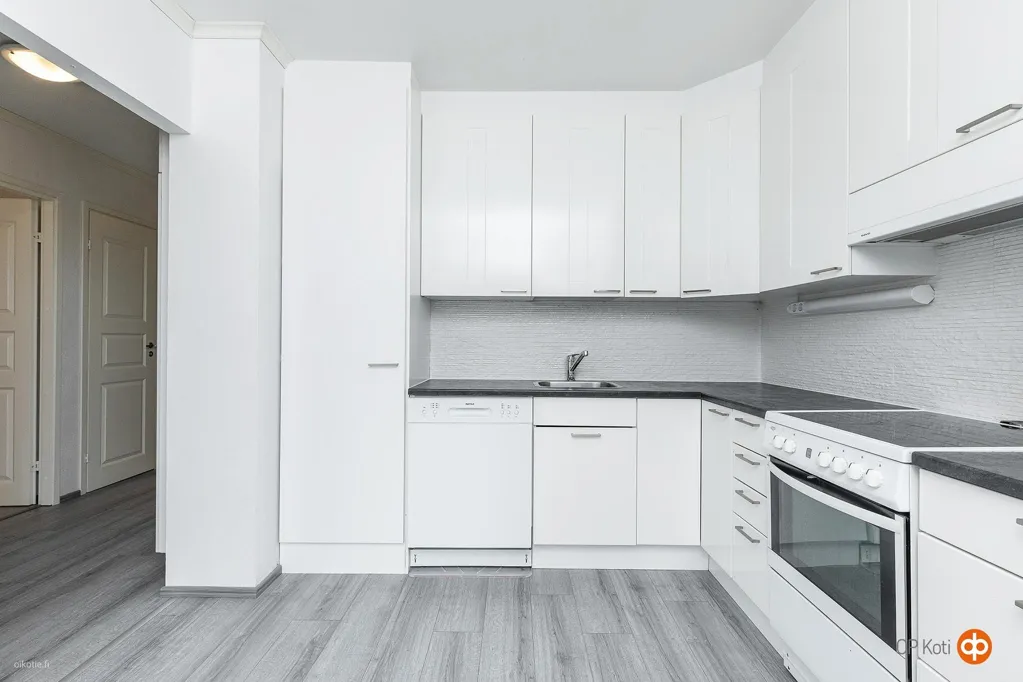 Köök - Renovated Triangular House with Sauna in Salo