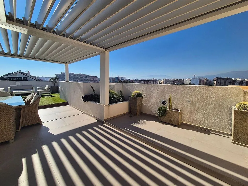 Terraza - Ático duplex con terraza en Carrer de l'Estatut Valencià