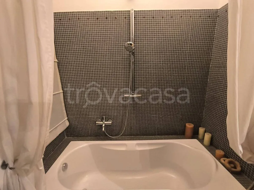 Vannitoad - Trilocale with Balcony in Foligno