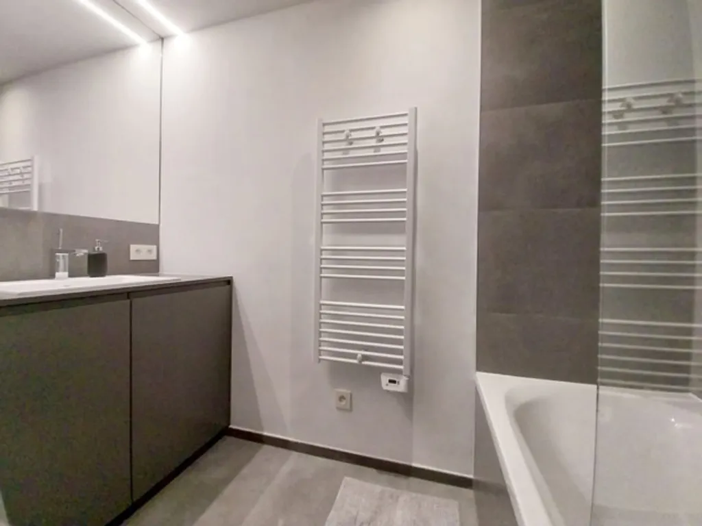 Bagni - Furnished Flat with Terrace in Genval