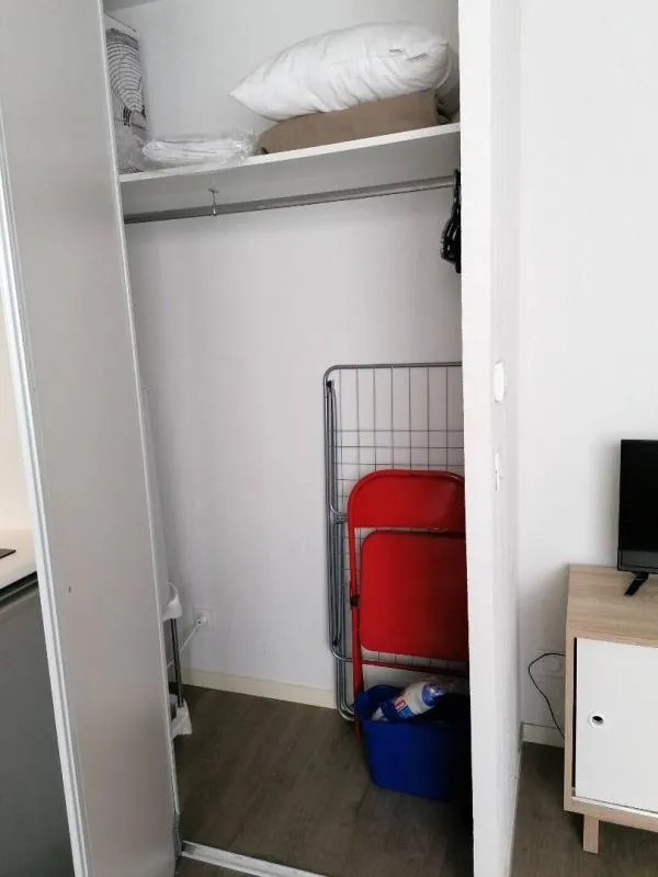 Camere da letto - Studio with Workspace in UXCO H2O Residence