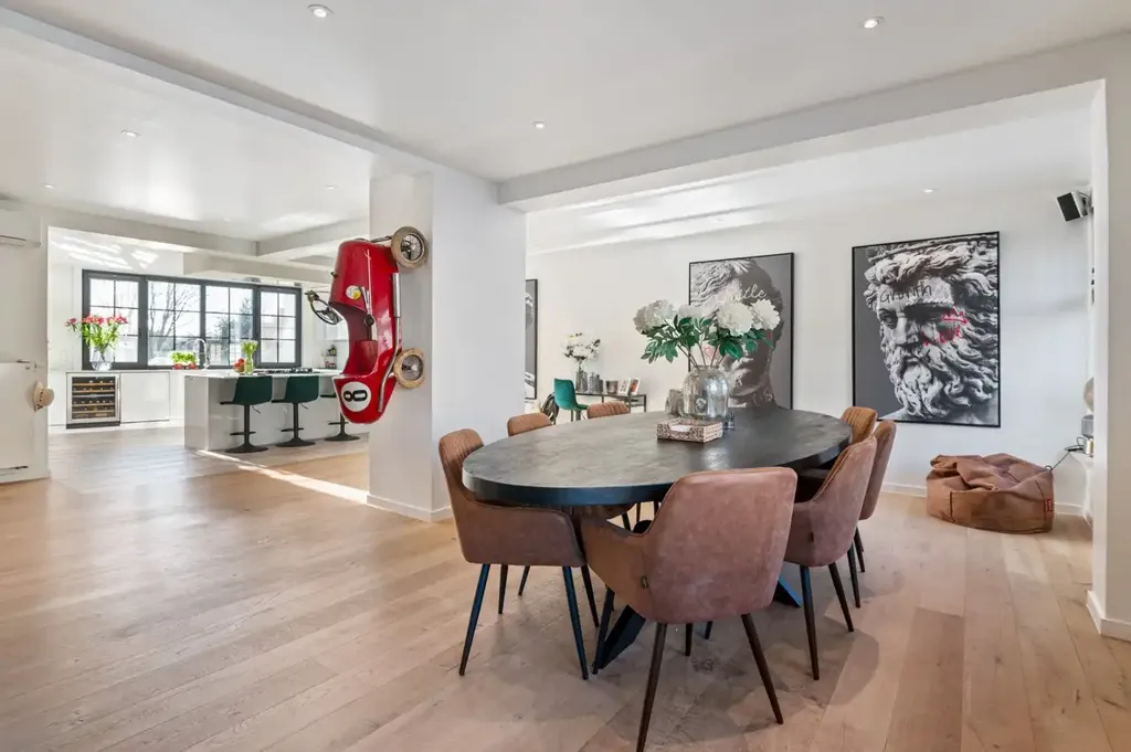 Dining Room - Duplex with Private Entrance and Terrace in Schilde