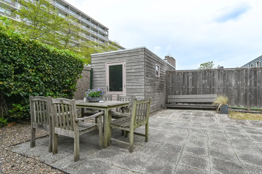 Terrasse - Extended Corner House with Garden in Heemstede