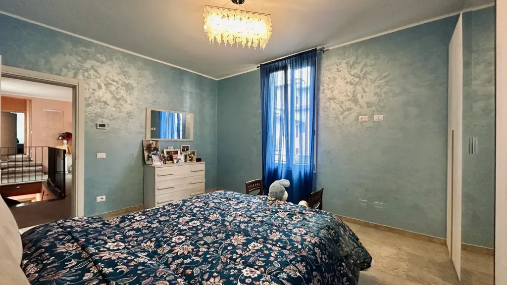 Bedrooms - Historic Villa with Garden in Florence