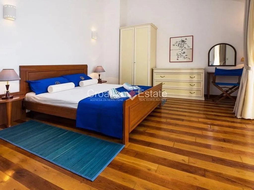 Chambres - Beachfront House with Pools in Postira