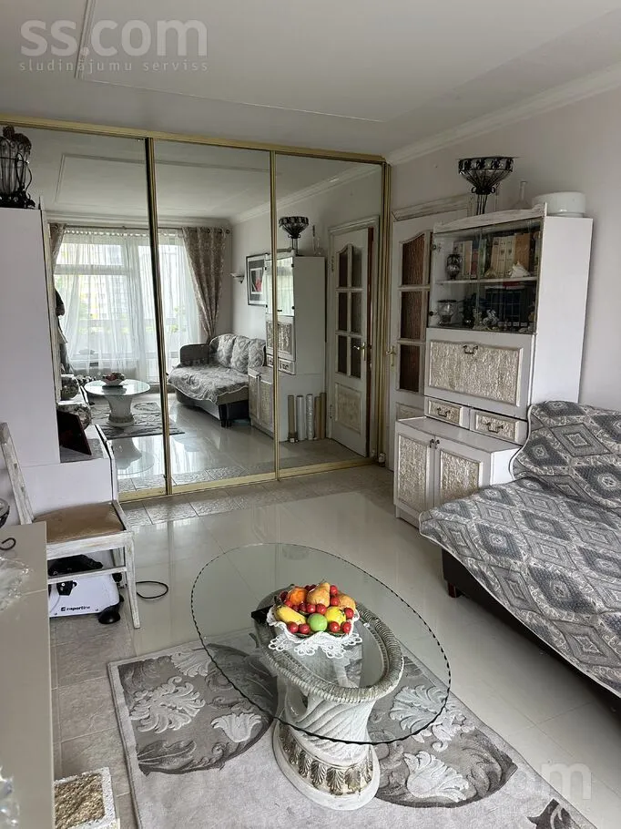 Soggiorno - 3-Bedroom Flat with Unique Layout in Olaine