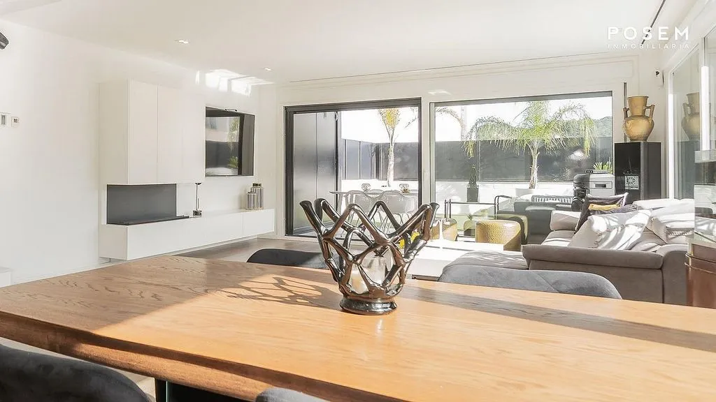 Söögituba - Contemporary Chalet with Pool in Tudela