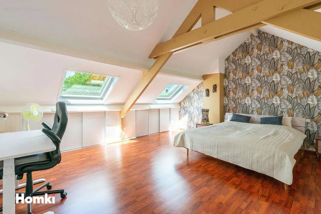 Chambres - Maison avec Piscine Chauffée à Oisy
