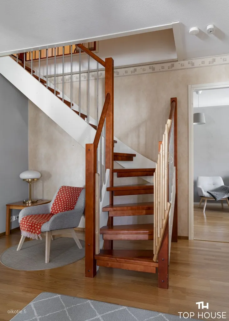 Stanze - Spacious Apartment with Garden in Tikkurila, Vantaa