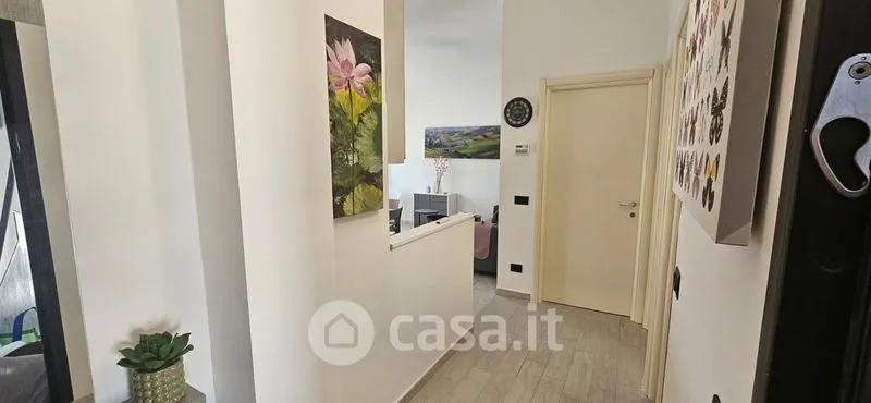Esik - Fully Furnished Flat with Balcony in Voghera