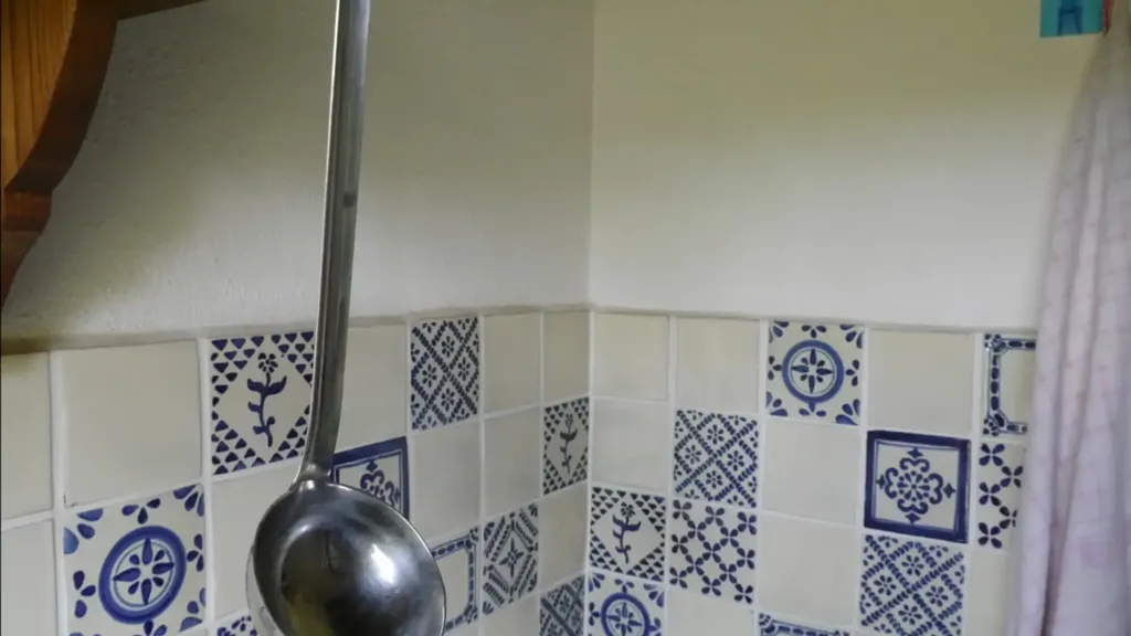 Baños - Rustic Apartment with Private Garden in Monticiano