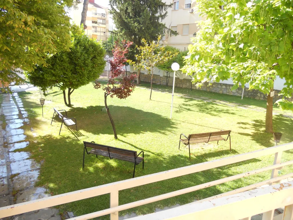 Jardin - VPO Flat with Pool in Bulevar, Jaén