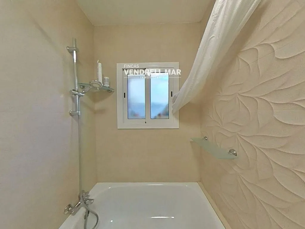 Salles de bain - Apartment with Terrace in Calafell Poble