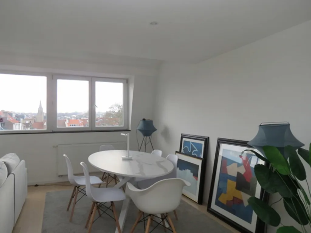 Salle à manger - Duplex Meublé et Lumineux à Ixelles