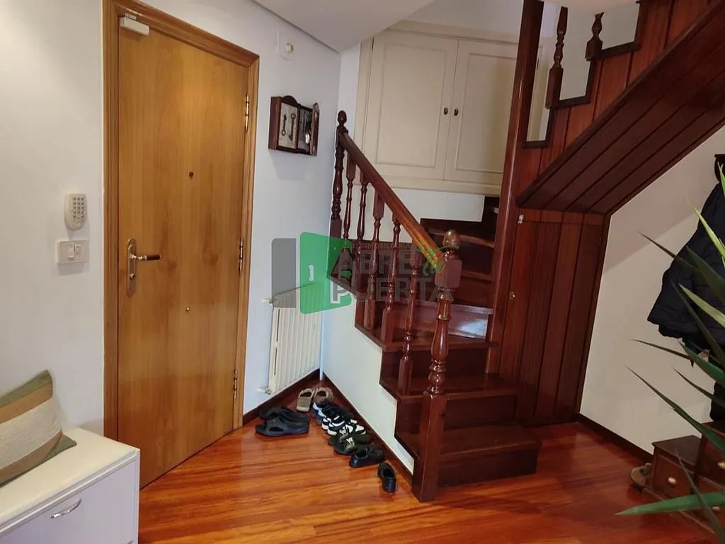 Rooms - Duplex with Terrace in Ourense