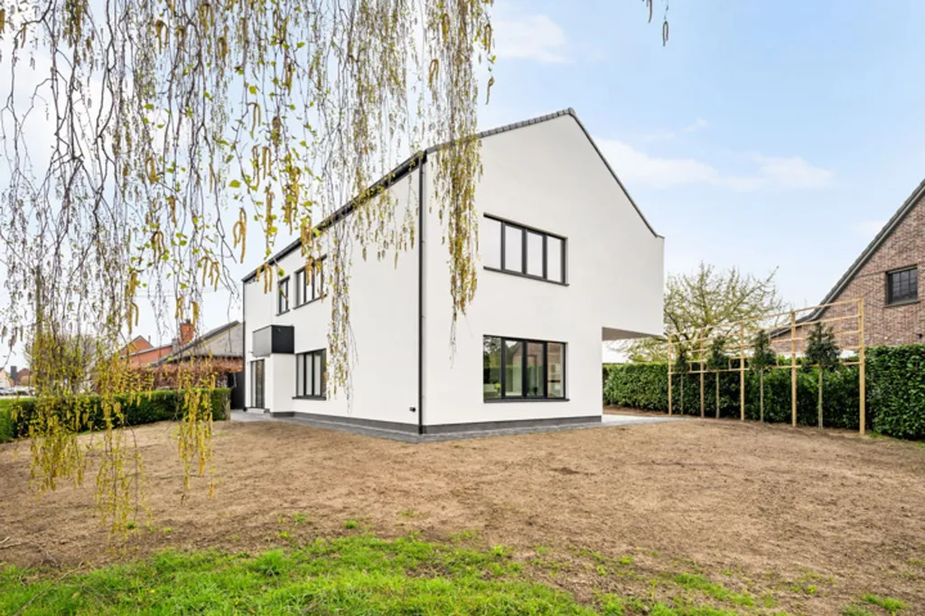 Extérieur - Maison Rénovée avec Terrasse à Temse