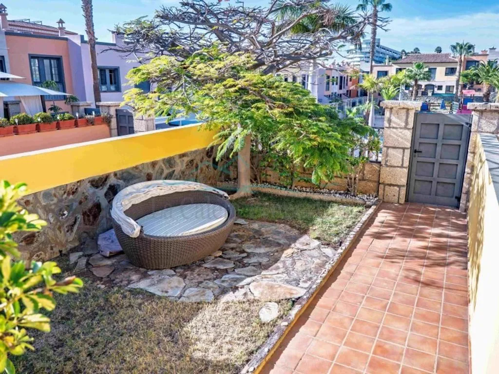 Terrass - Luxury Semidetached House with Sea View in Adeje