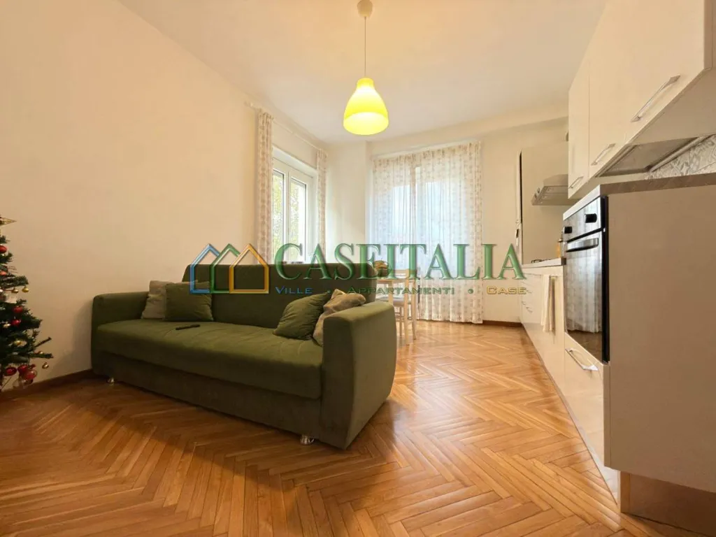 Séjour - Rustic-Style Flat with Balcony in Ivrea