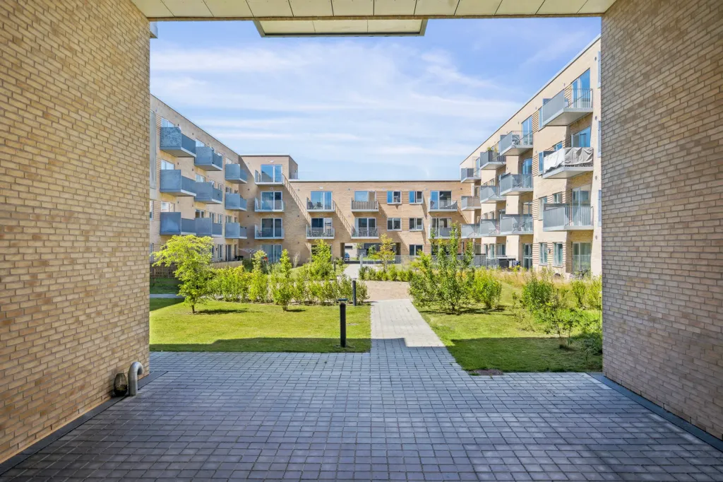 Giardino - Modern Flat with Terrace in Tilst