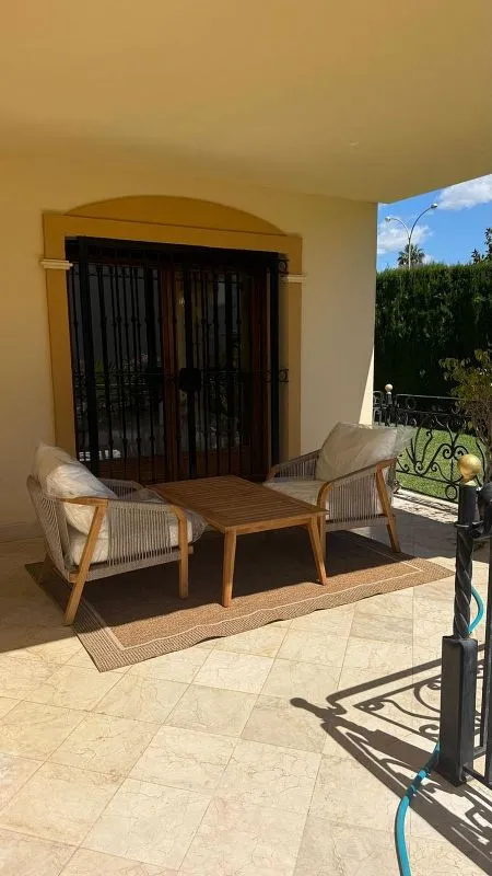 Terrace - Villa with Pool in Costabella, East Marbella