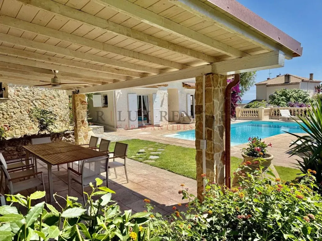 Bassein - Provençal Villa with Pool in Antibes