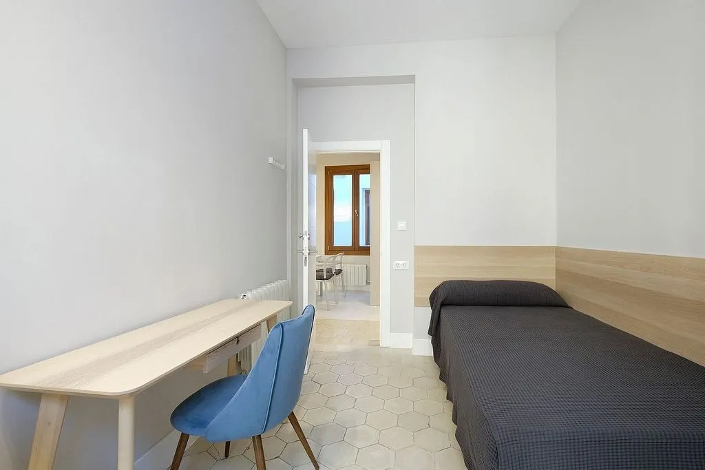 Magamistoad - Modern Flat with Balcony in Gran Vía de Colón, Granada