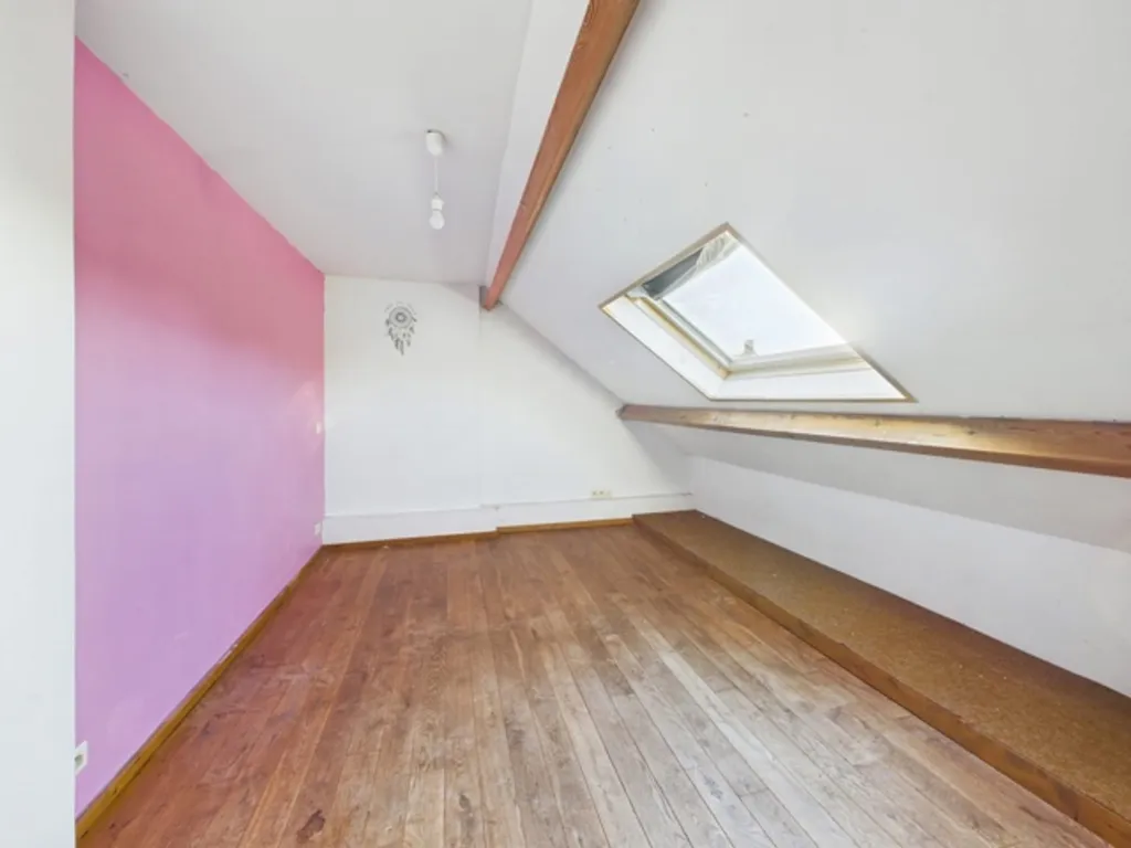 Toad - Duplex with Rare Volumes and Terrace in BLC
