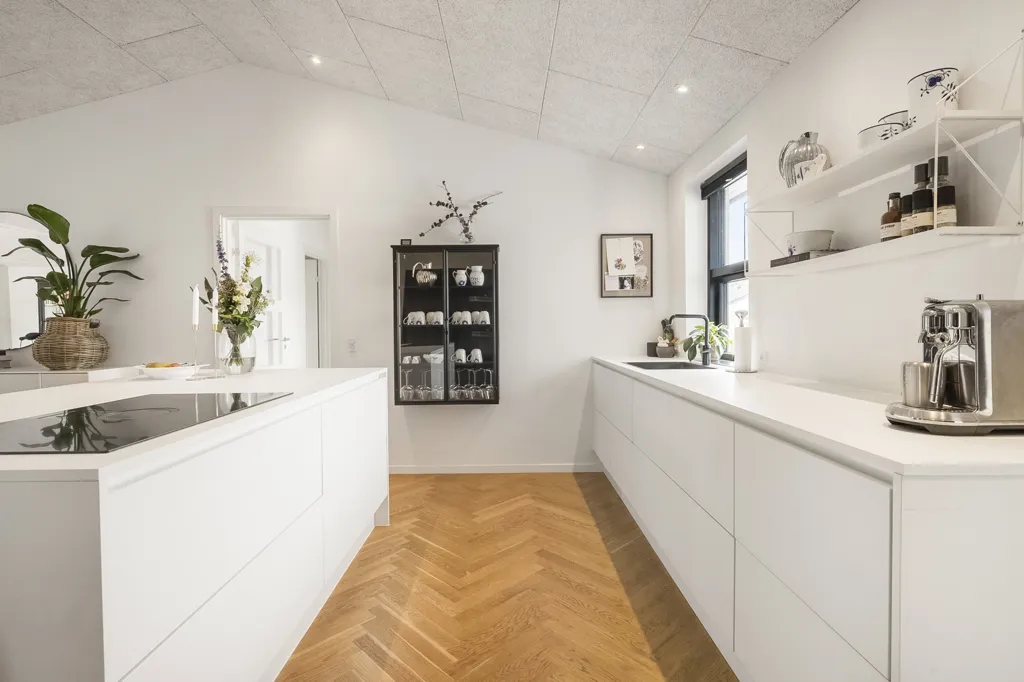 Kitchen - Modern Villa with Large Terrace in Bullerup