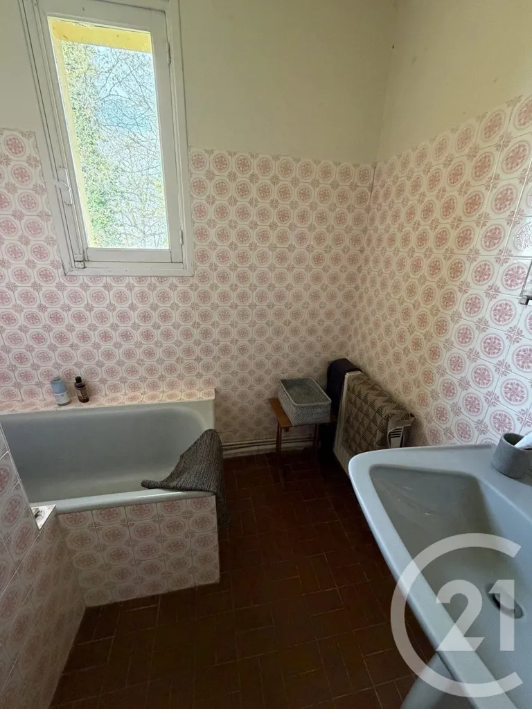 Salles de bain - Maison à Rénover dans le Village de Galan