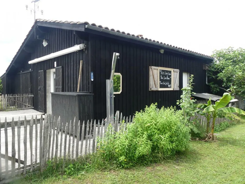 Välivaade - Stone House with Pool near Illats