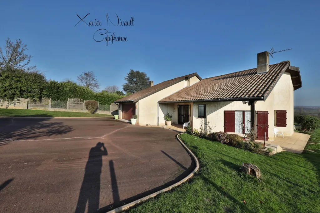 Esterno - Architect House with Garage near Mâcon