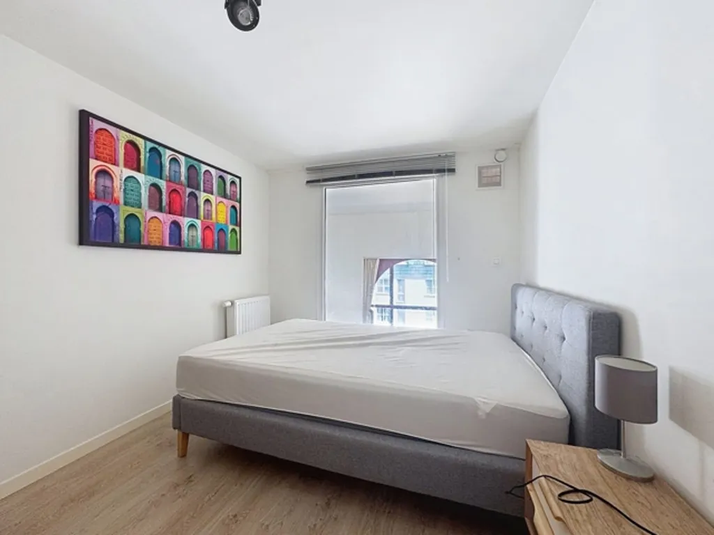 Camere da letto - Duplex with High Ceilings near Squares District