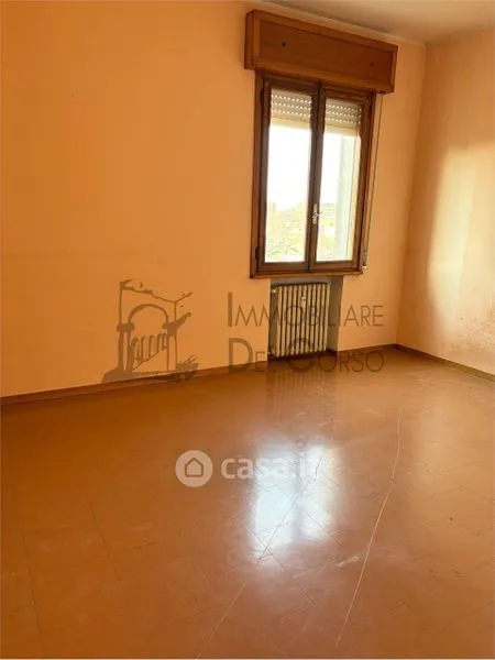 Toad - Apartment to Renovate with Balcony in Modena