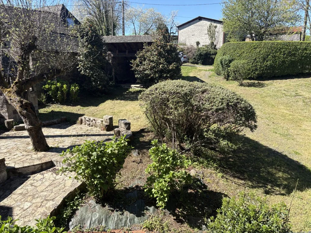 Aed - Renovated Stone House with Pool near Objat