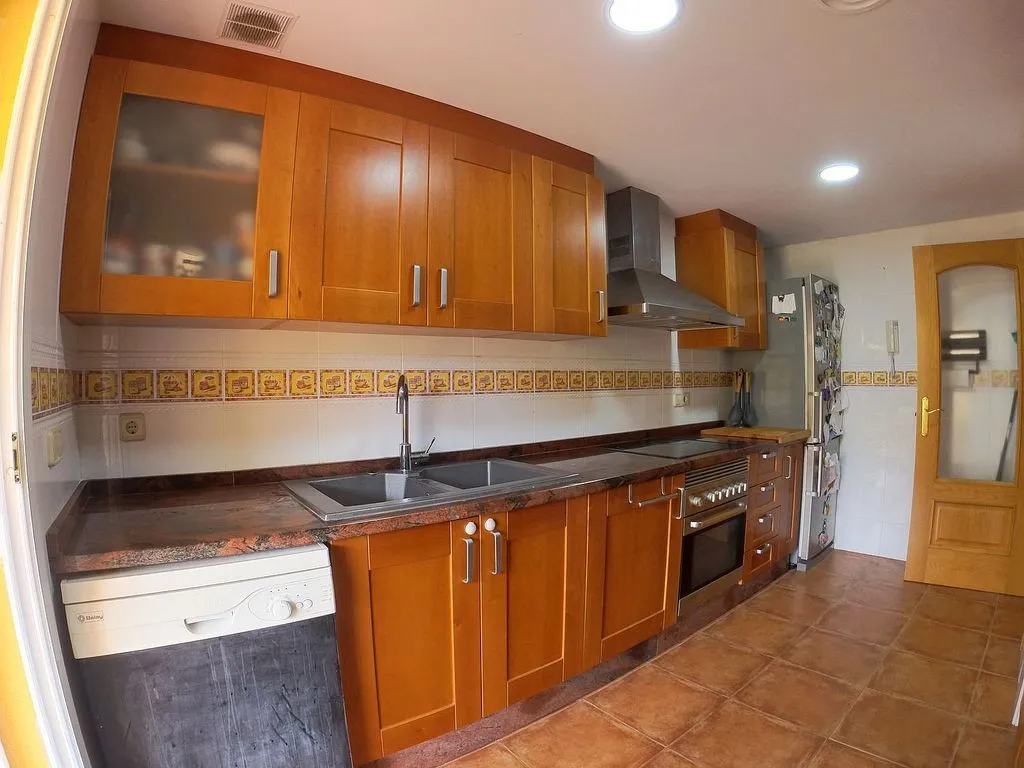 Cuisine - Semi-detached House with Pool in Almardà
