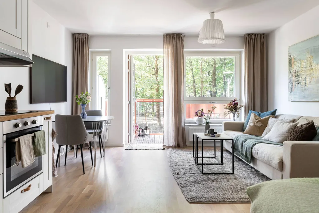 Elutuba - Modern Apartment with Garden View in Årstaskogs Väg