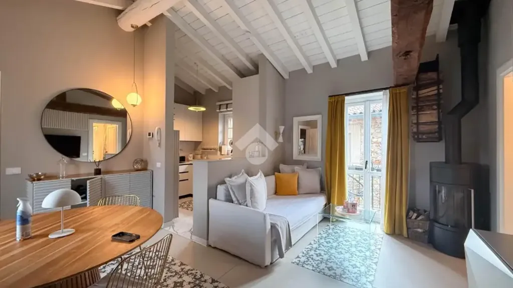 Soggiorno - Elegant Apartment with Pool in Calvagese della Riviera