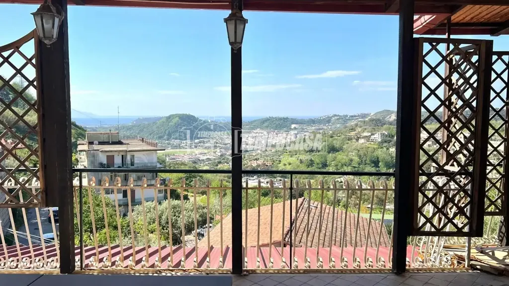 Terrass - Attic with Panoramic Terrace in Naples
