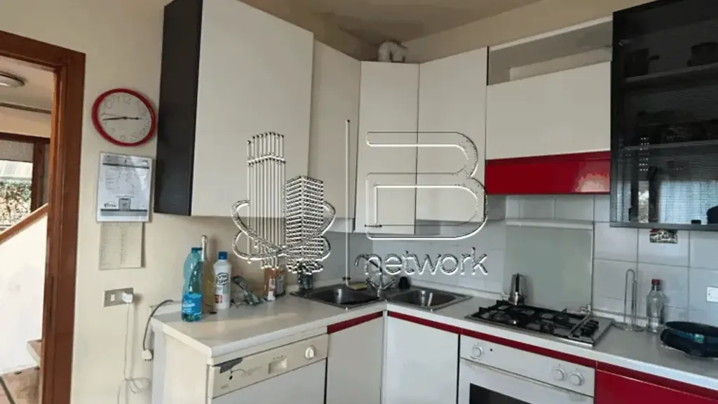 Köök - Multi-Level Villa with Sea Proximity in Pietrasanta