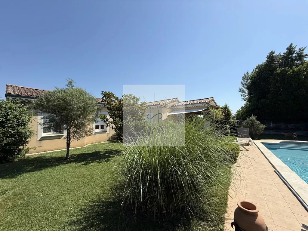 Bassein - Ground Floor House with Pool in Montélimar