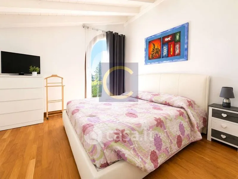 Chambres - Mansarded Apartment with Panoramic View in Appiano Gentile