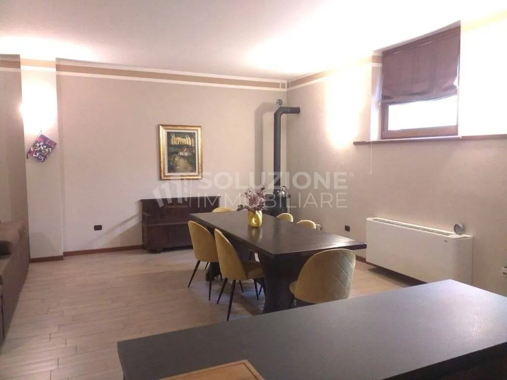 Salle à manger - Luxury Villa with Private Garden in Foresto Sparso