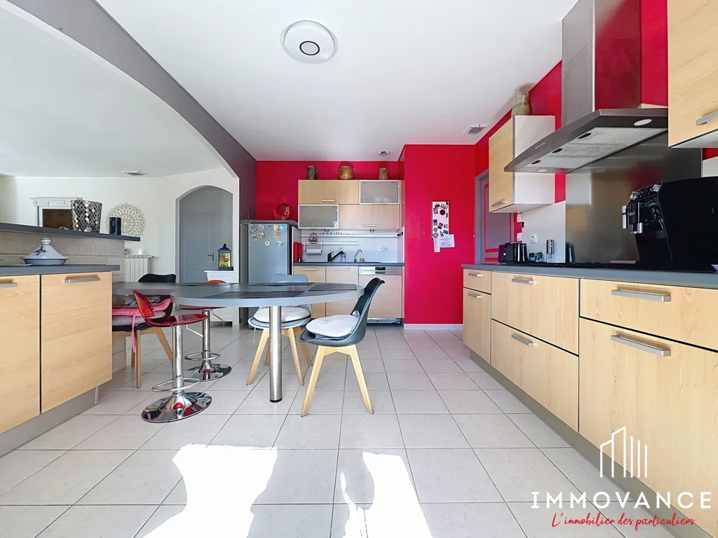 Cucina - Semi-detached Villa with Pool in Quiet Area