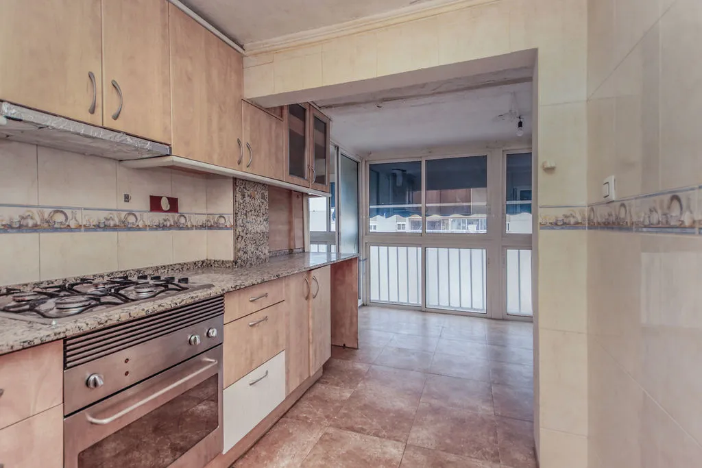 Köök - Apartment with Balcony in Tarragona