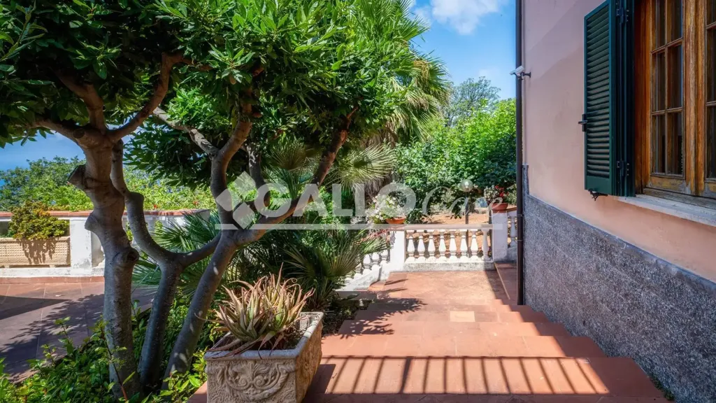 Terrass - Villa with Sea View in Diamante