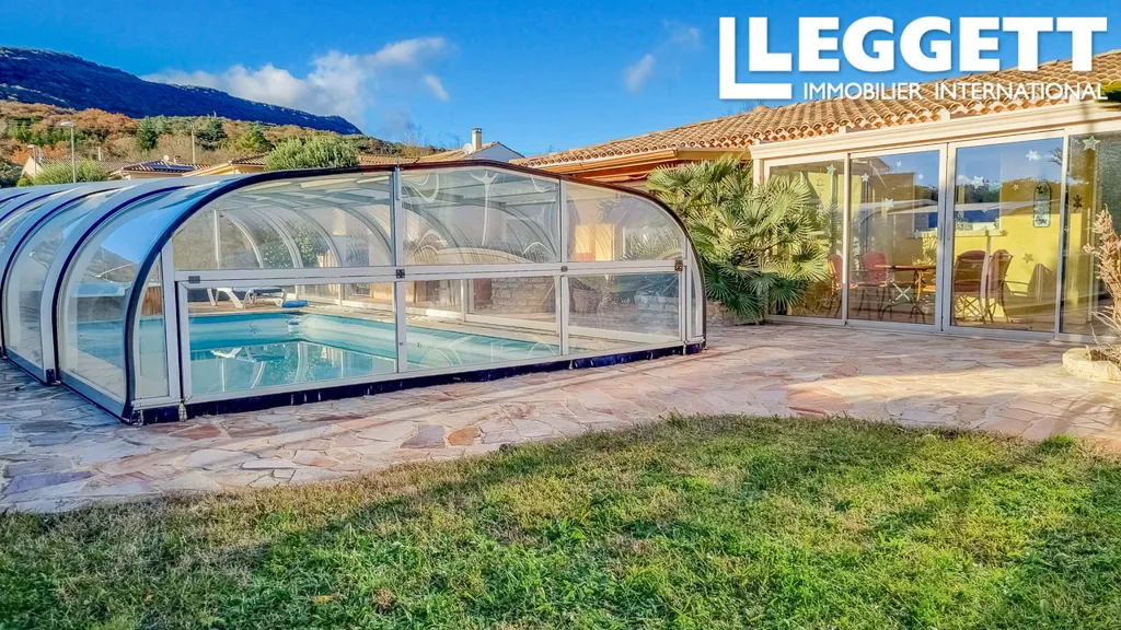 Piscine - Villa avec Piscine et Suites Indépendantes à Hérépian