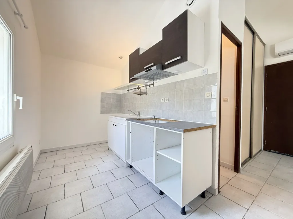 Köök - Duplex Flat with Parking in Central Location