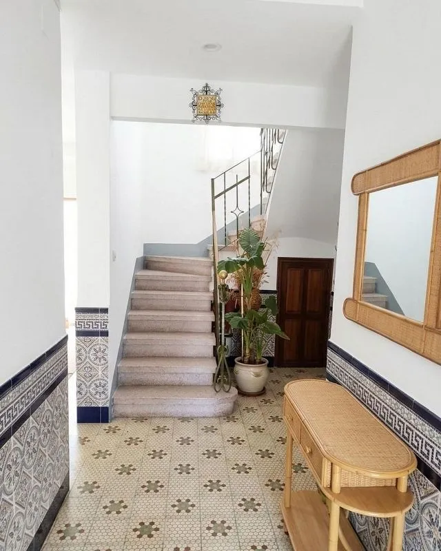Entrée - Traditional Andalusian Chalet with Patio in Granada