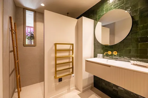 Salles de bain - Villa de luxe avec vue mer à Porto-Vecchio